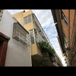 Meet your Posher, Gina